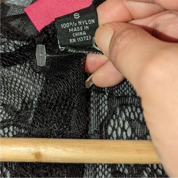 Betsey Johnson Black Lace Bell Sleeve Tulle Front Tie Waist Crop Blouse - Picture 15 of 16